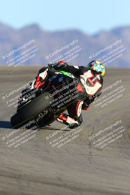 media/Jan-09-2022-SoCal Trackdays (Sun) [[2b1fec8404]]/Turn 12 Backside (130pm)/